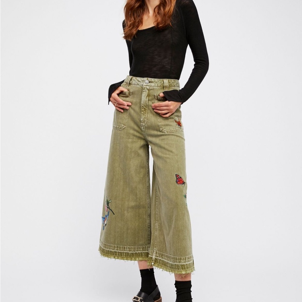 Free People Super Rare Dusk Jeans in Olive Green size 30, very rare in this size
